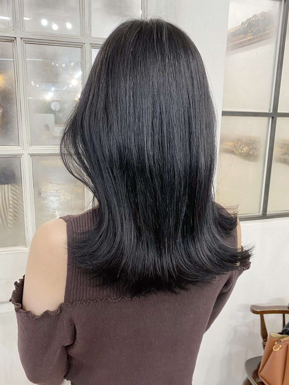 21年最新 黒髪ヘアで大人っぽく垢抜ける方法 おしゃれ見え必須なスタイル大特集 ホットペッパービューティーマガジン