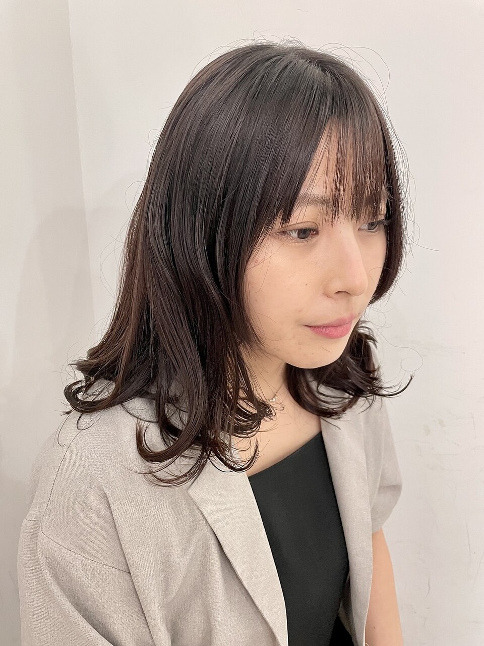 シースルーバング×ミディアムヘア
