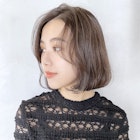 内巻き大人ボブ_カーキグレージュマッシュショート_28177