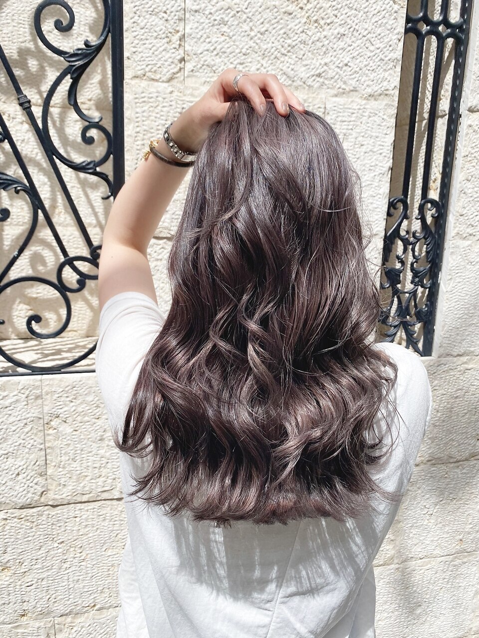 ラベンダーグレージュってどんな色 特徴とブリーチの有無別ヘアカラーサンプル集 ホットペッパービューティーマガジン
