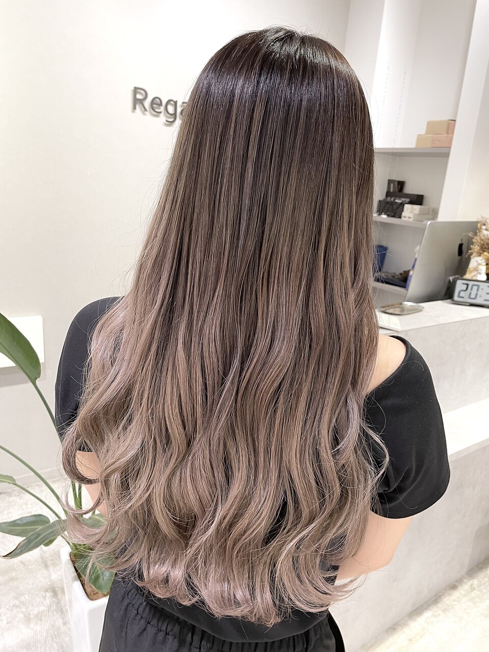 シャドールーツを徹底解剖 カラー好き必見 伸びかけプリンを生かしておしゃれに変換 ホットペッパービューティーマガジン