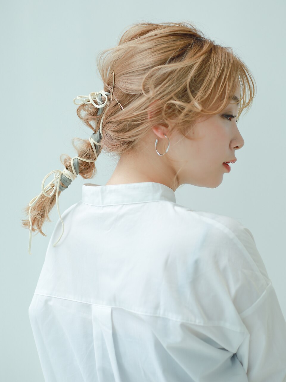 21年 クリスマスにぴったりのヘアアレンジ特集 華やかなヘアで特別感を演出 ホットペッパービューティーマガジン 21年 クリスマスにぴったりのヘアアレンジ特集 華やかなヘアで特別感を演出 ホットペッパービューティーマガジン