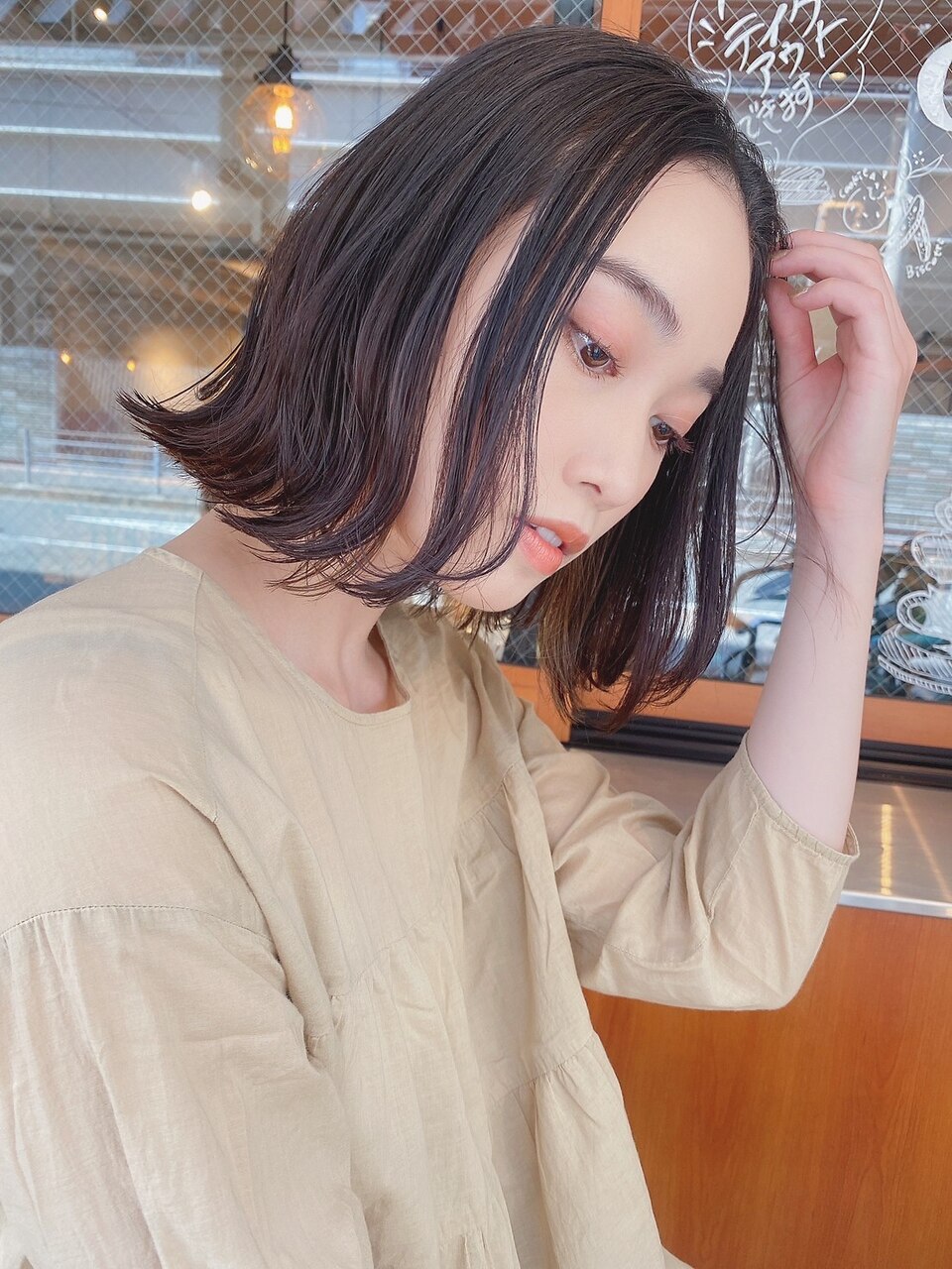 20代30代外ハネ大人 ナチュラルボブ 