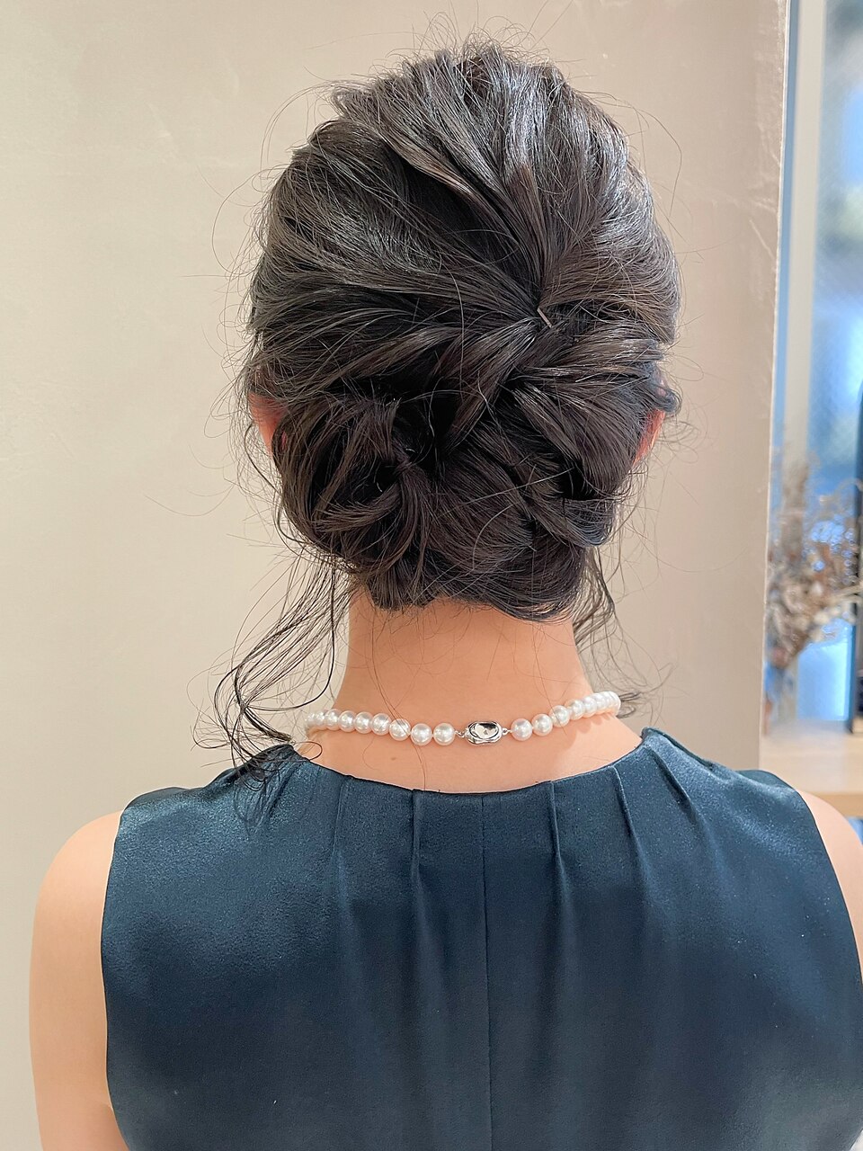 後れ毛三つ編み込みシニヨン結婚式二次会ヘアアレンジアップ☆