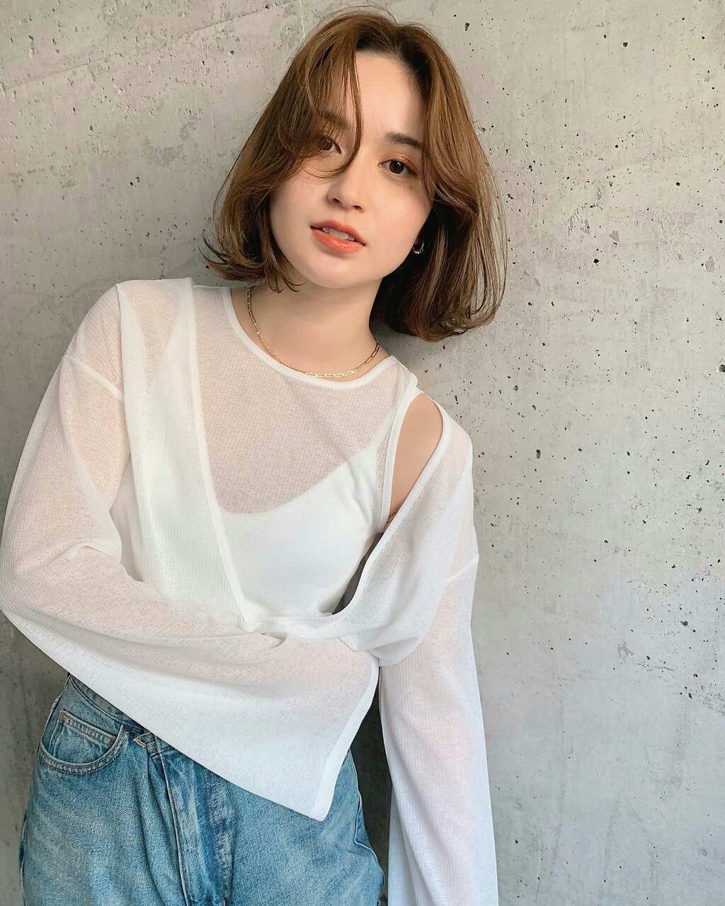 ボディパーマってどんなメニュー?パーマの特徴やメリット、オーダー前のポイントまでのサムネイル画像