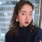 ミディアム×強めウェーブ×イルミナカラー【本多身和子】