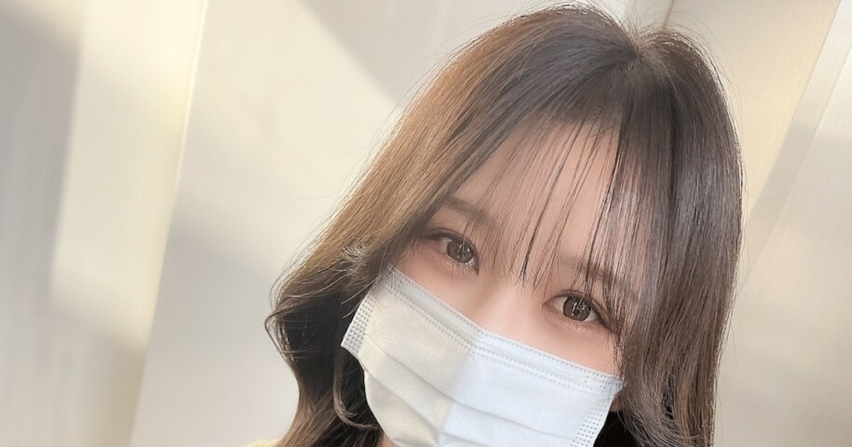 マスク姿が一気に垢抜け おしゃ見えする髪型のポイントは レングス別おすすめスタイル集 ホットペッパービューティーマガジン マスク姿が一気に垢抜け おしゃ見えする髪型のポイントは レングス別おすすめスタイル集 ホットペッパービューティーマガジン