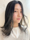 暗くて透け感のあるオリーブグレー