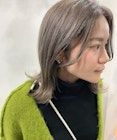 【ハイトーングレーベージュ×ロングボブ】