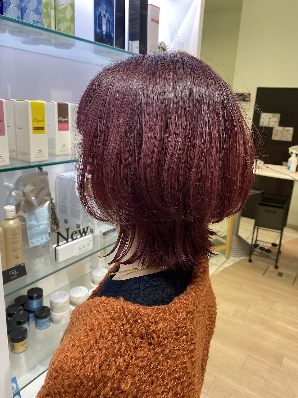 ワインレッドの髪色ガイド 魅力とレングス別ヘアカラーサンプル集 ホットペッパービューティーマガジン