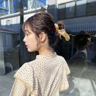 ぱっつん前髪とゴムと紐1つでできる簡単お団子アレンジ♪