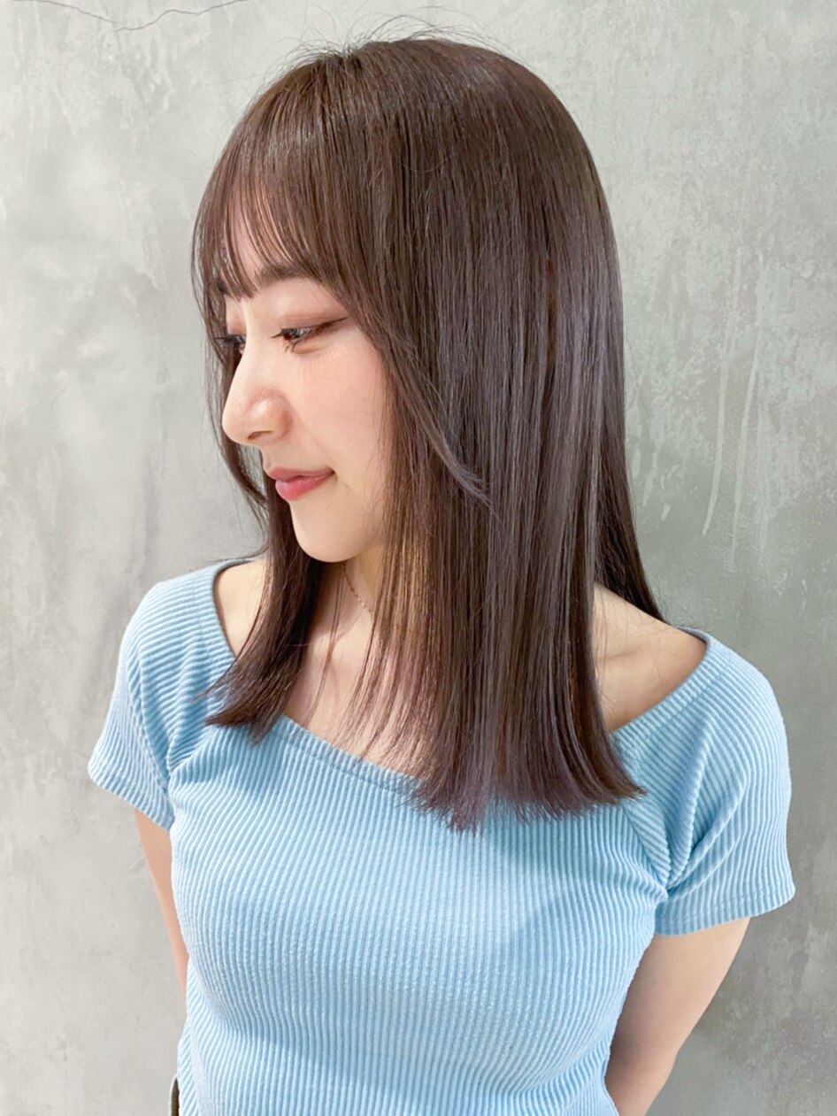 グレージュロング_くびれヘアビタミンカラー_ba337392