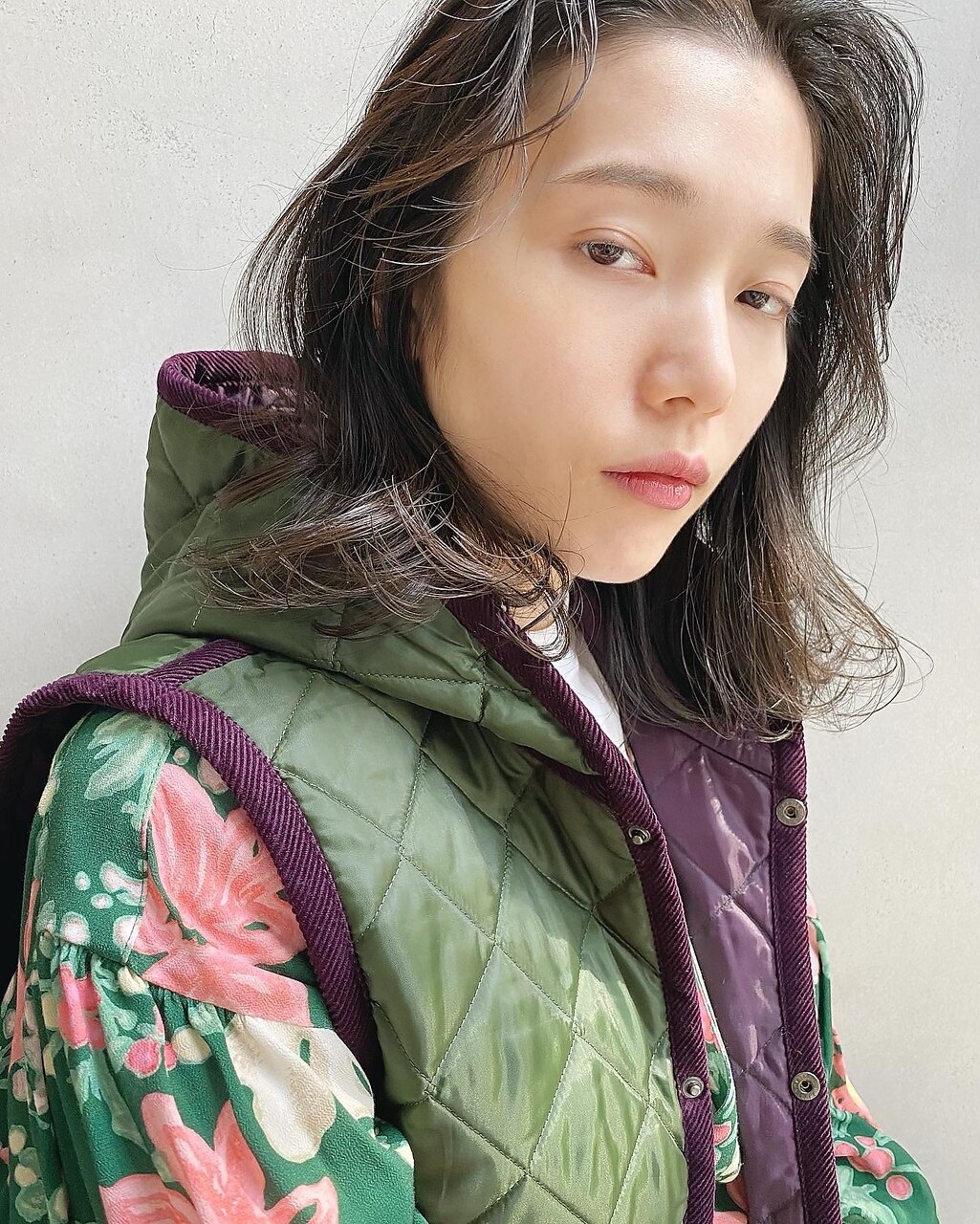 【早瀬忍　梅田中津】大人可愛いミディアムヘア×オリーブカラー