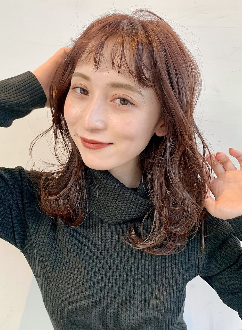 大人可愛い☆ピンクブラウンカラーのミディアムレイヤー
