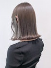 切りっぱなしボブグレージュ_くびれヘアビタミンカラー_ba339831