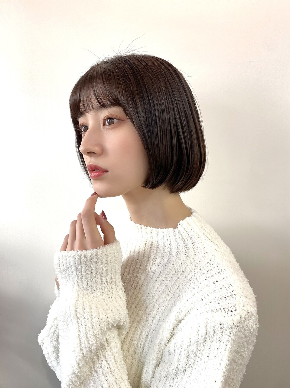 丸顔さんはボブで小顔見せ 22年トレンドの形 似合わせカラーも教えちゃいます ホットペッパービューティーマガジン
