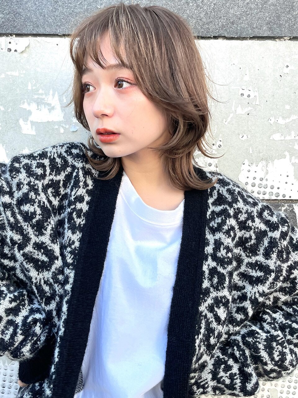 グレージュって何色 髪色の特徴 トーン 色味別おすすめグレージュカラー特集 ホットペッパービューティーマガジン グレージュって何色 髪色の特徴 トーン 色味別おすすめグレージュカラー特集 ホットペッパービューティーマガジン