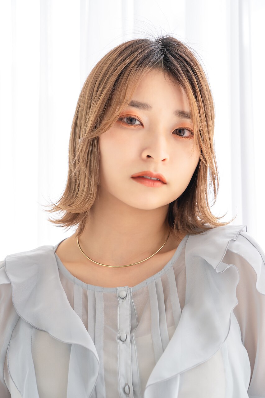 大人っぽ外ハネボブ★くびれヘアスタイル