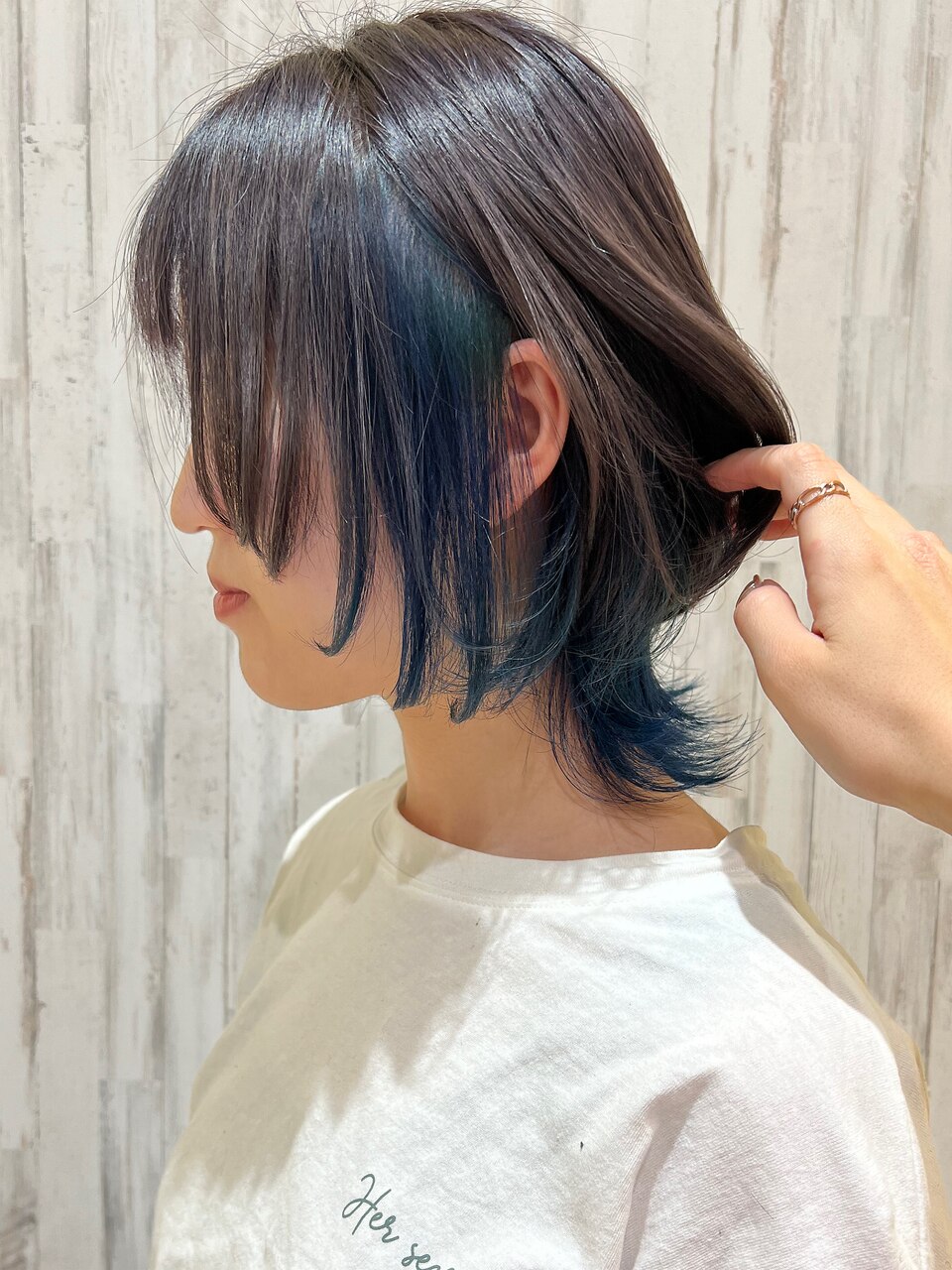 ボブウルフ×インナーカラー[20代30代40代50代60代]