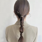 タイトな巻きつけとねじりのローポニー/金箔