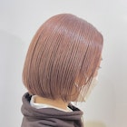 ヘアーメイクオズ&金あゆみ クリアピンクボブ