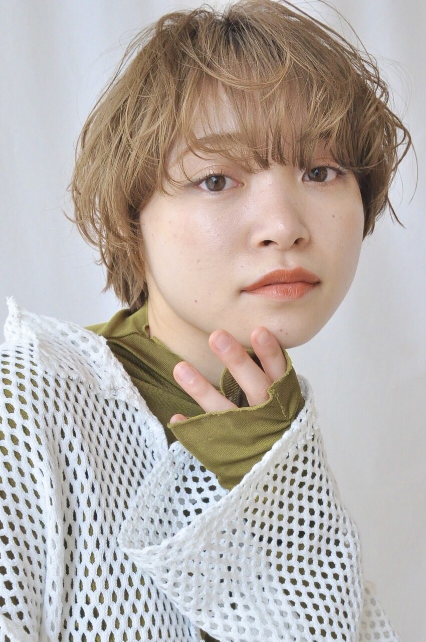 【tricca代官山RINA】シルキーベージュ/マッシュショート