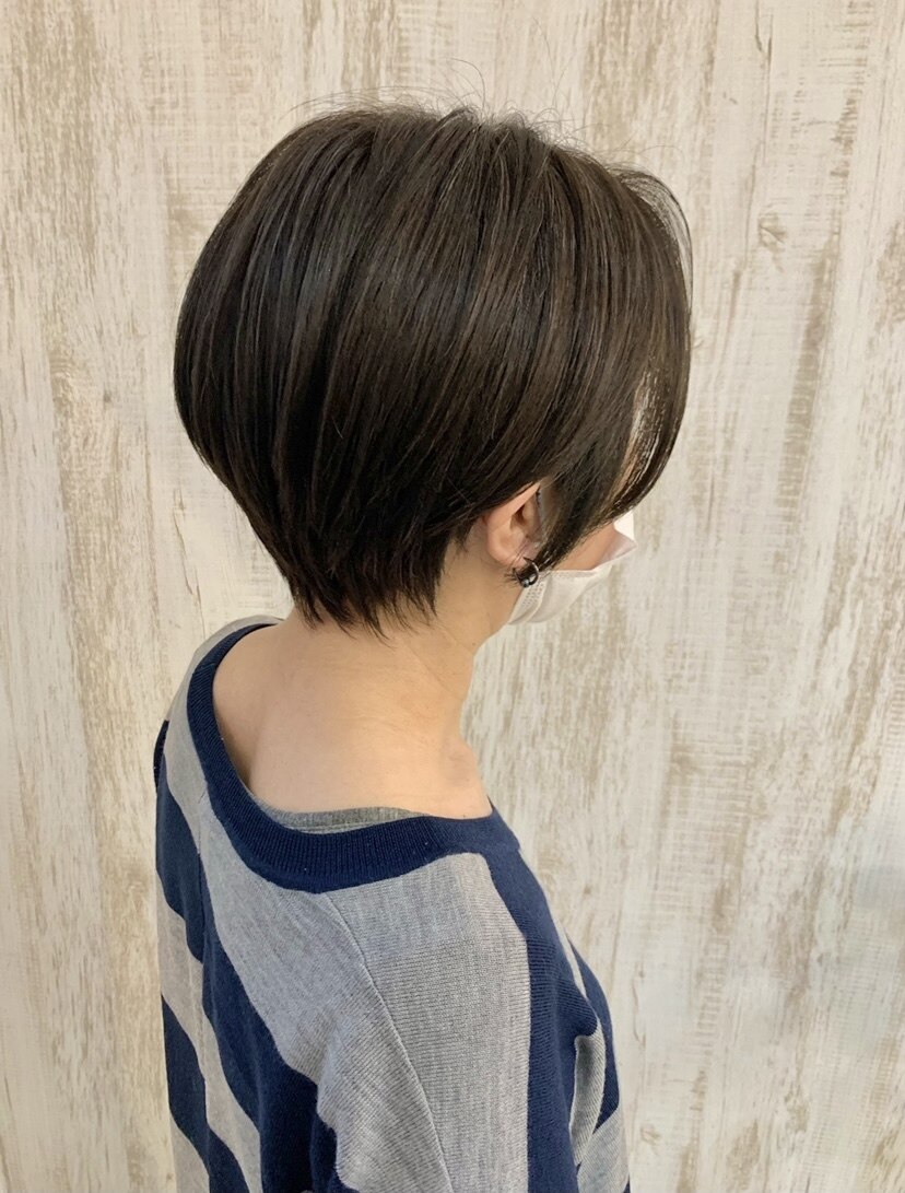 『estrela』大人可愛い30代40代50代　丸みくびれショート