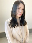 オリーブグレージュ