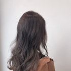 透明感あるアッシュグレージュ