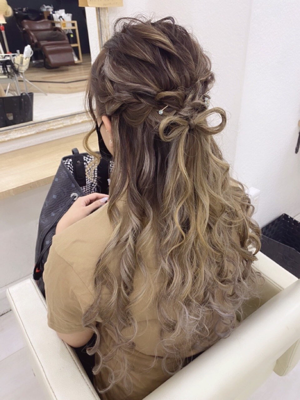 ハーフアップ