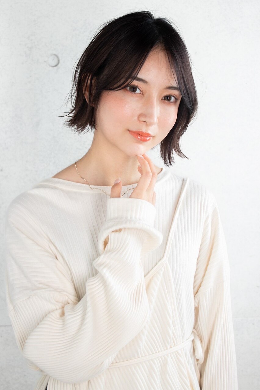 フェミニンボブ