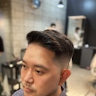 フェードカットサイドパートバーバースタイル O