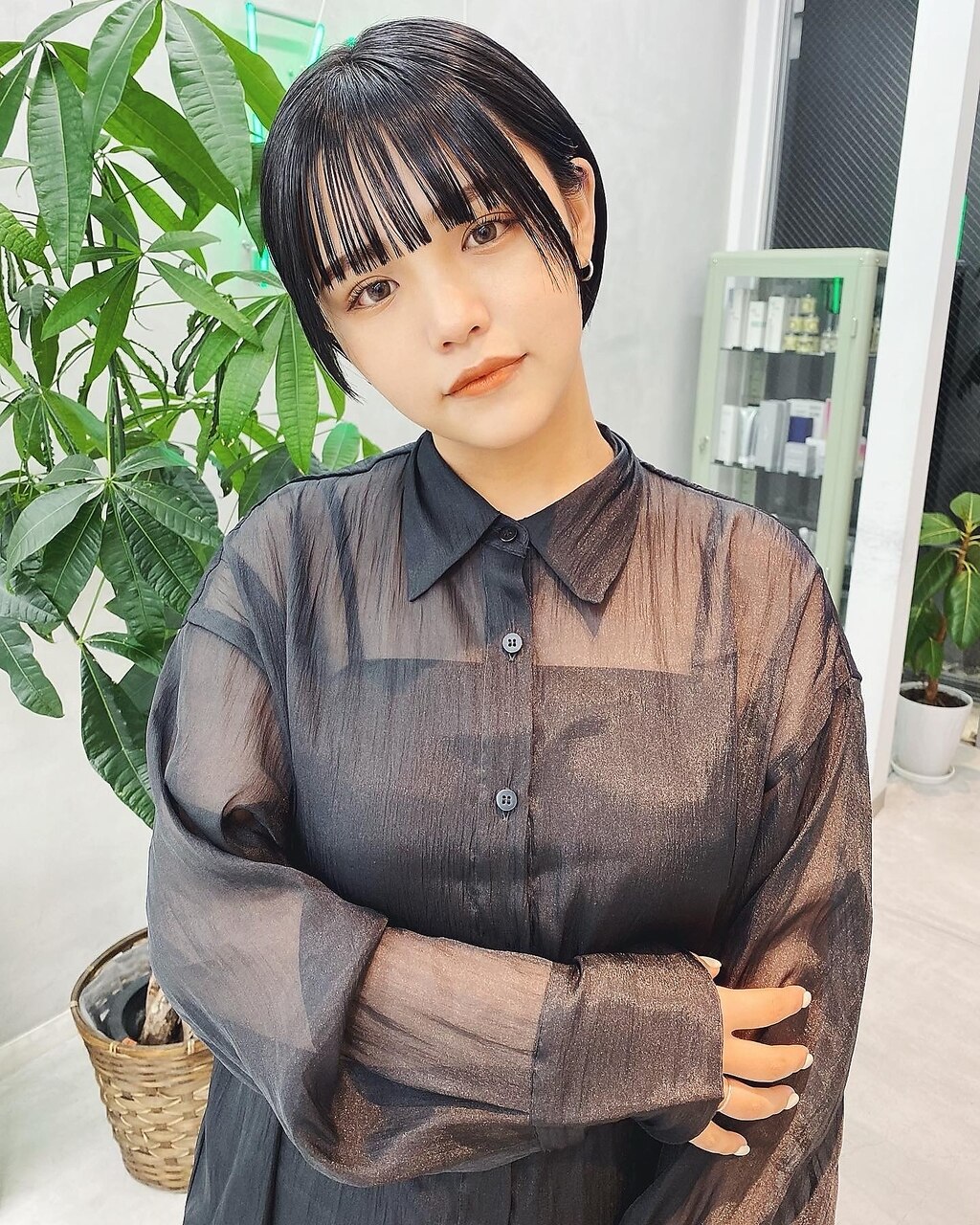 【早瀬忍　梅田中津】王道黒髪ショートボブ