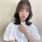 くびれレイヤー大人ふんわりミディアム