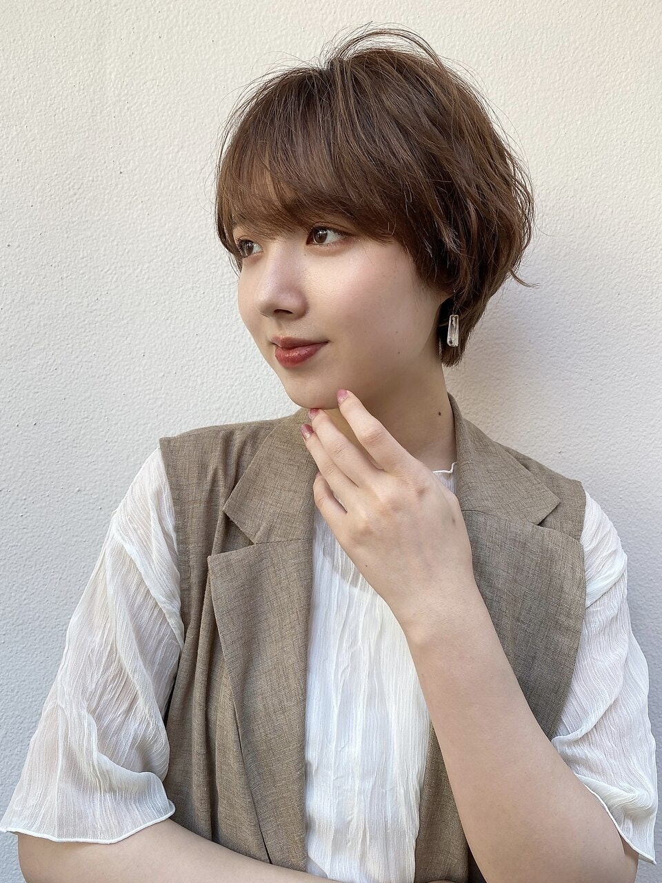 イエベ向け髪色特集！春・秋それぞれの特徴やタイプ別おすすめカラーまでのサムネイル画像