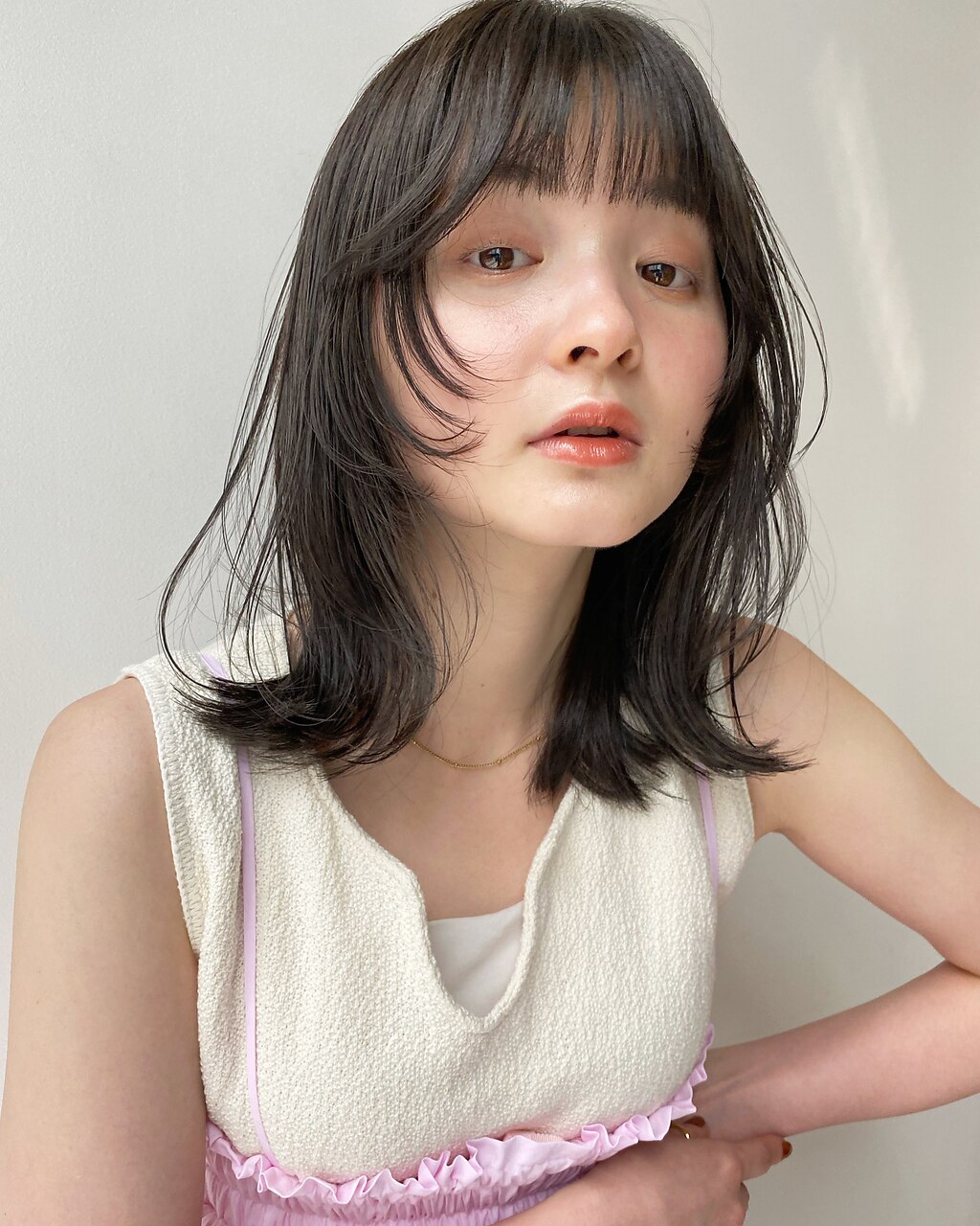 レイヤーミディアム、オリーブグレージュ