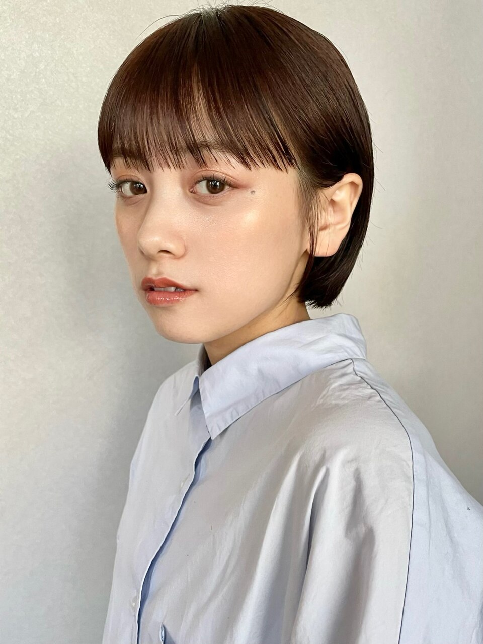 ぱつっとショート