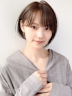 大人可愛い20代30代40代小顔ワンサイドショートボブ丸み前下がり