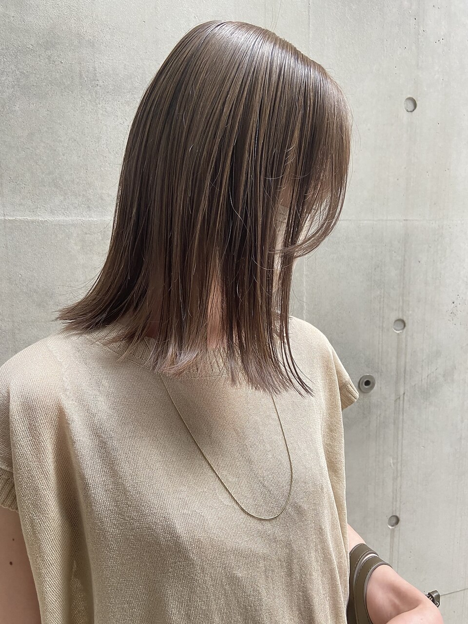 傷んだ髪の毛を改善したい パサパサ髪をさらさらツヤツヤ髪へ導くケア方法 ホットペッパービューティーマガジン