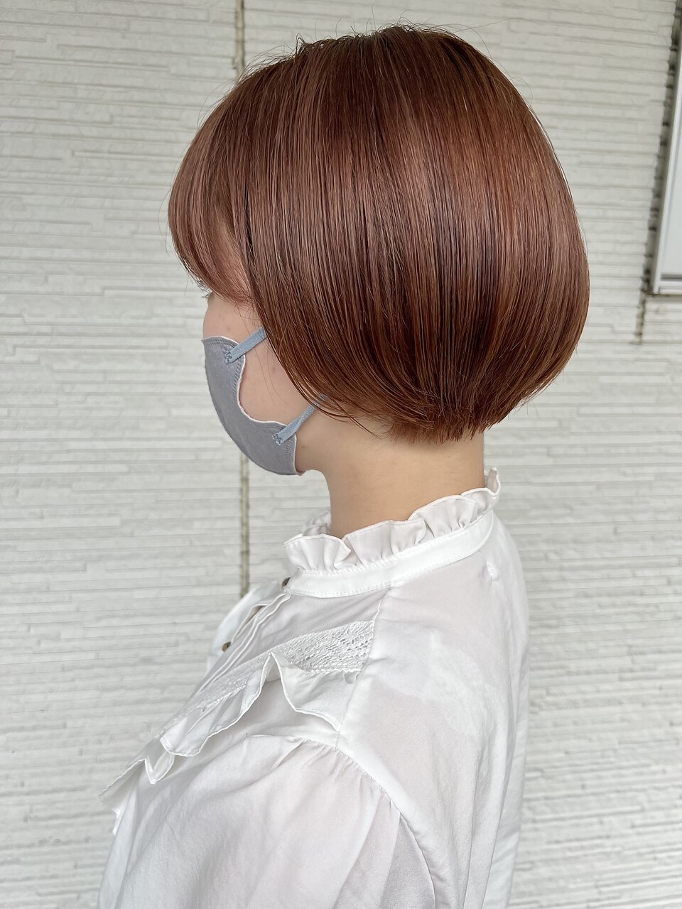 オレンジベージュ