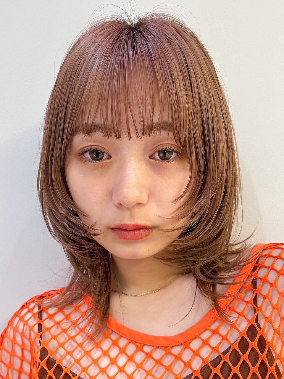 フェイスレイヤーミディアムウルフ