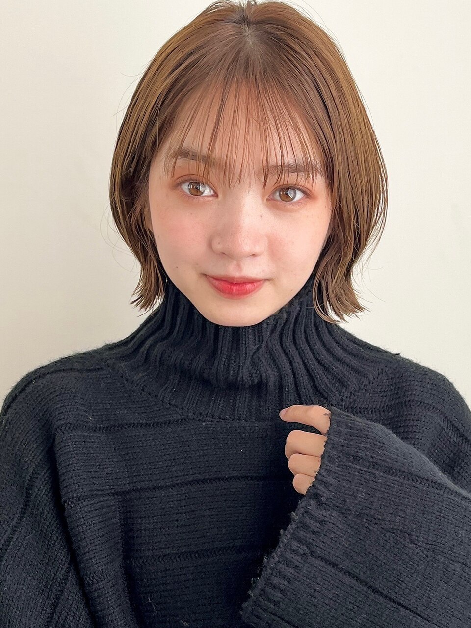 くびれヘア大人可愛い似合わせカットこなれミディ小顔カット