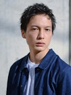 ビジネス刈り上げワイルドアップバングピンパーマナチュラル短髪