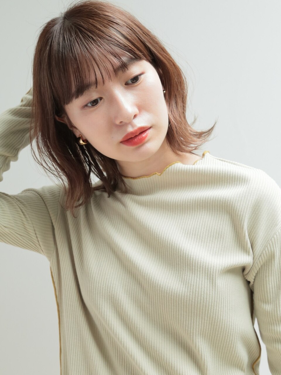 ラテグレージュ顔周りレイヤーボブ韓国巻き結べるレイヤーカット