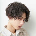 センターパートツイストスパイラルパーマ