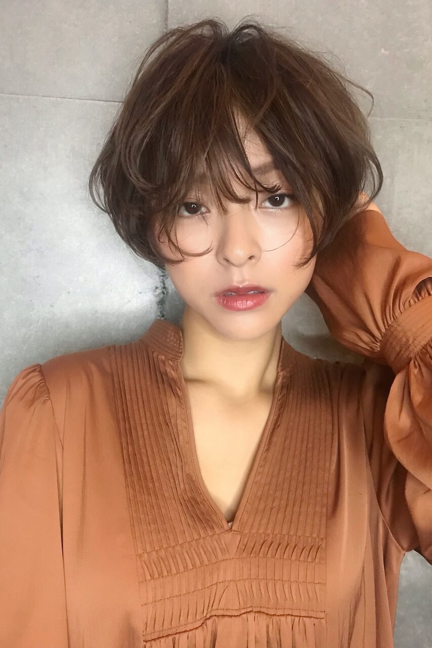 10代20代30代40代50代 うざバングのショートボブ　藤沢