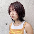 外ハネミディアムショートウルフ