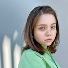 思わず触れたいシルキーミディアムボブ