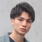 かき上げツーブロックショート アップバングスパイラル