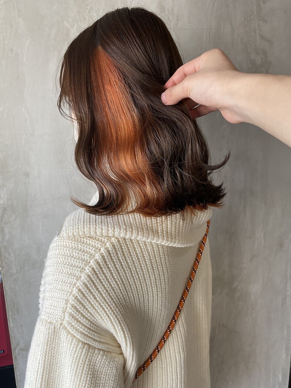 22年秋冬のインナーカラー最新事情 入れる範囲も組み合わせも人気色もお届け ホットペッパービューティーマガジン